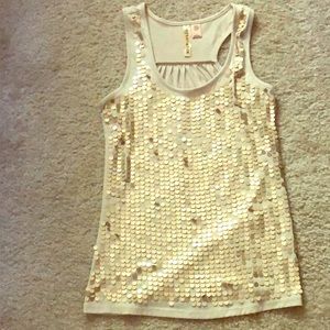 Sequin tank